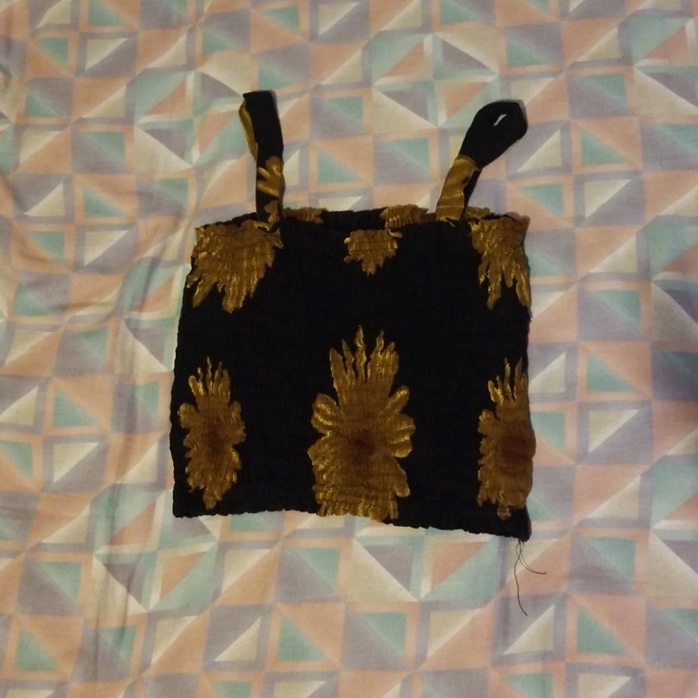 Crop top